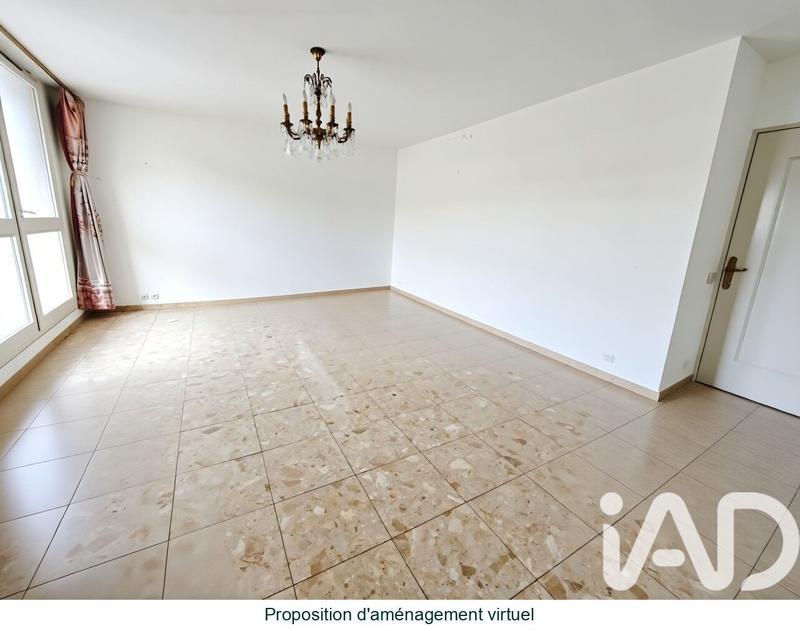 Appartement - 90 m² - 4 pièces