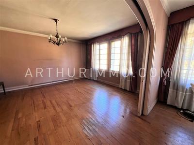 Appartement - 183 m² - 6 pièces