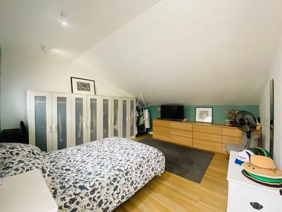 Maison - 90 m² - 3 pièces