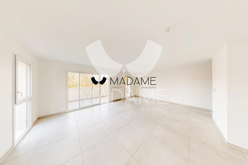 Appartement - 83 m² - 4 pièces