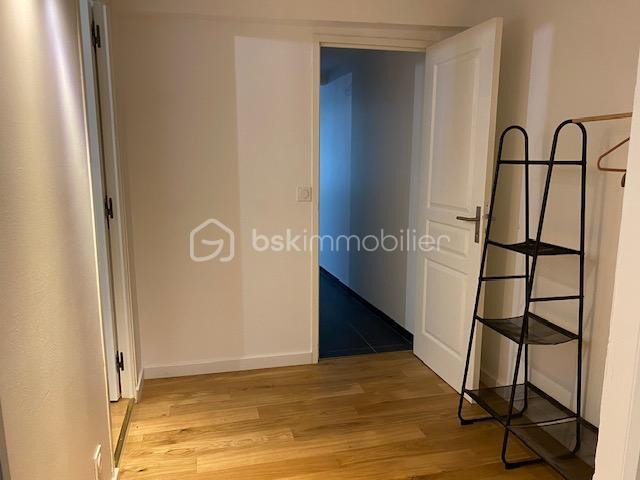 Appartement - 80 m² - 3 pièces