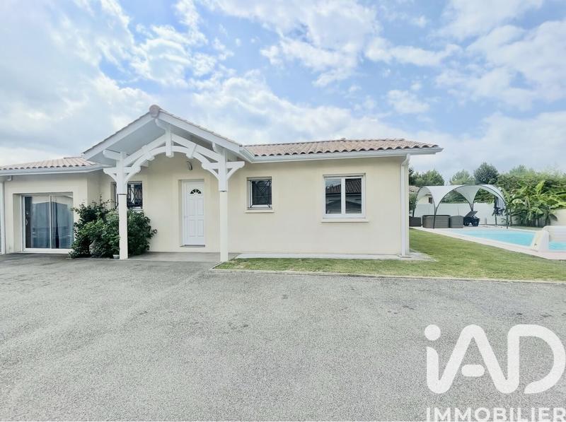 Maison - 95 m² - 4 pièces