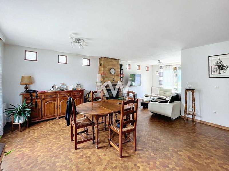 Pavillon - 110 m² - 6 pièces