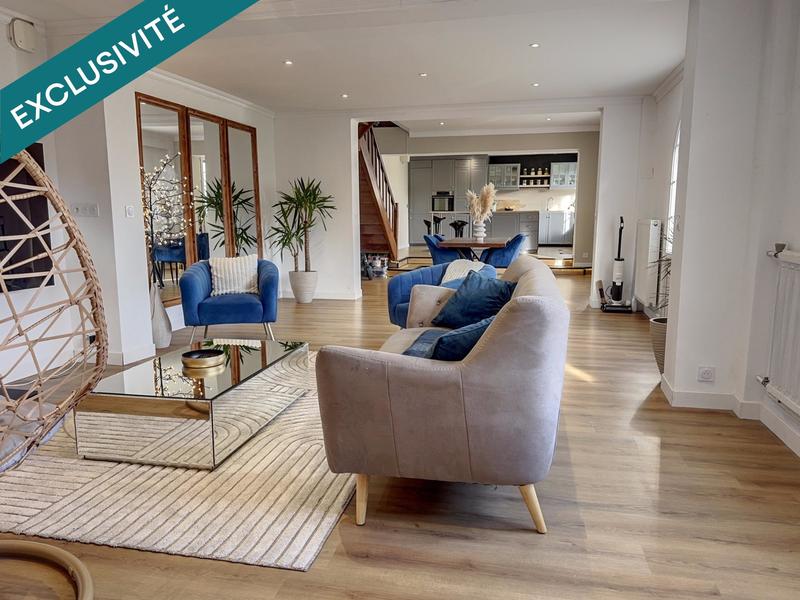 Maison - 198 m² - 7 pièces