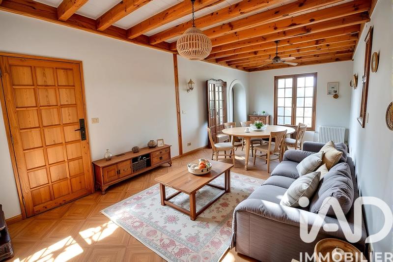 Maison - 145 m² - 7 pièces