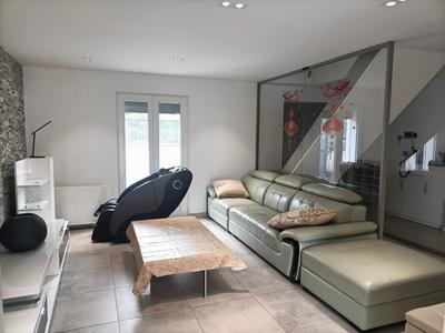Maison - 192 m² - 8 pièces