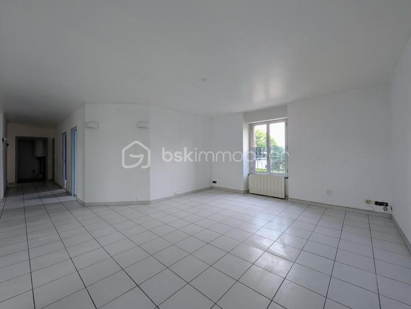 Appartement - 99 m² - 4 pièces