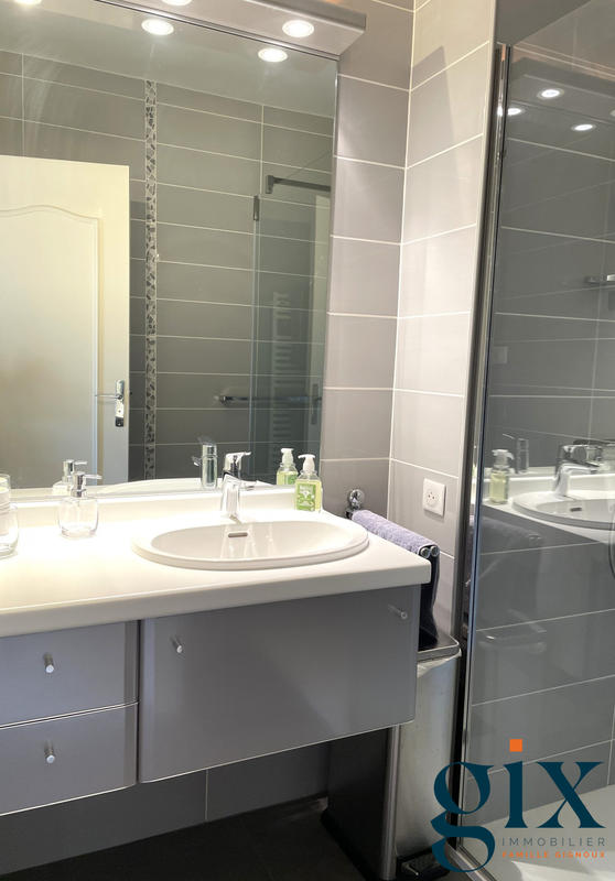 Appartement - 123 m² - 5 pièces