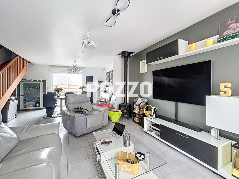 Maison - 106 m² - 5 pièces