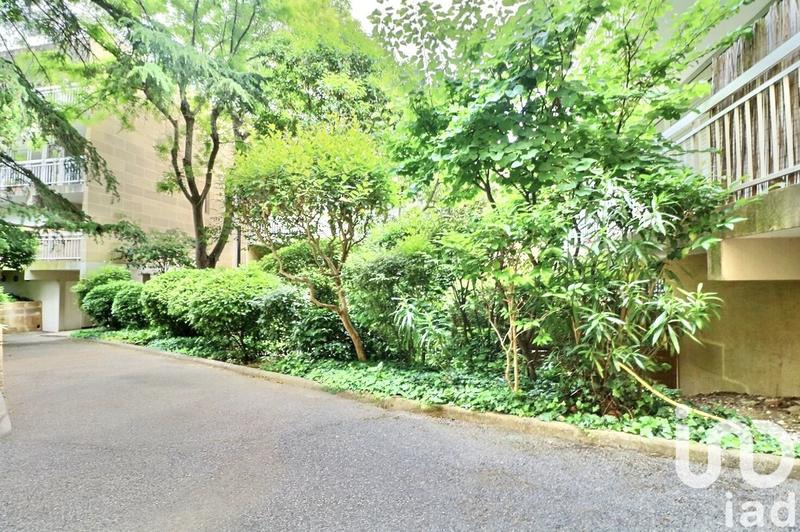 Appartement - 94 m² - 5 pièces