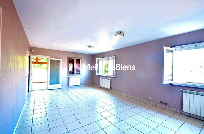 Maison - 180 m² - 5 pièces