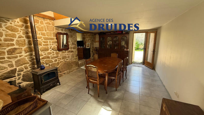 Maison - 93 m² - 5 pièces