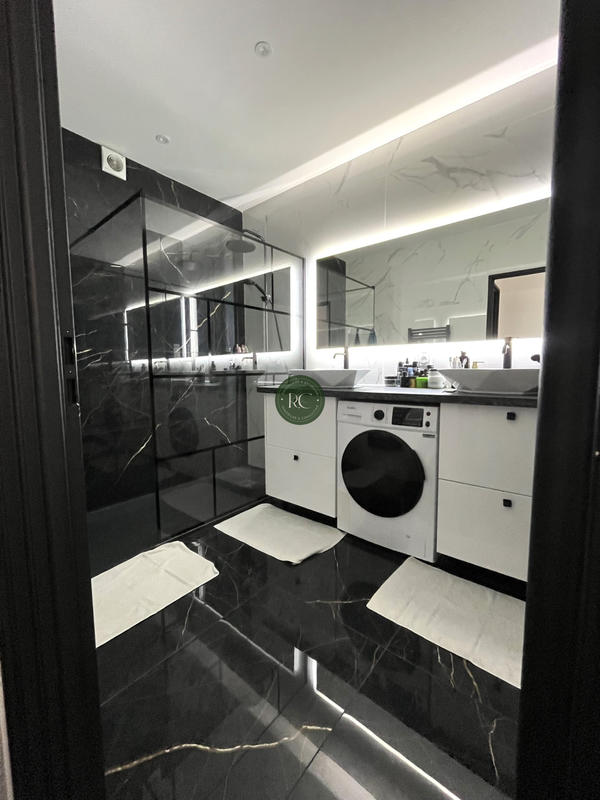 Appartement - 84 m² - 5 pièces