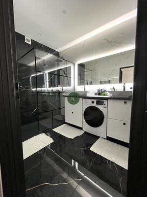 Appartement - 84 m² - 5 pièces