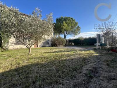 Villa - 139 m² - 6 pièces