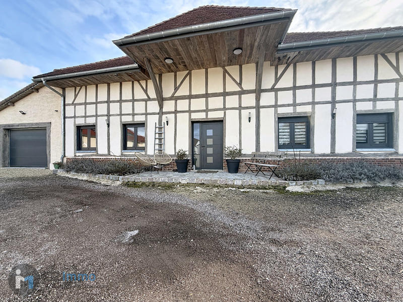 Maison - 197 m² - 5 pièces