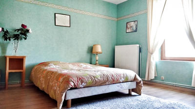 Appartement - 105 m² - 4 pièces