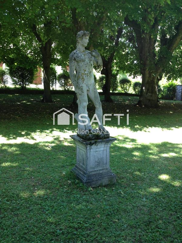 Villa - 350 m² - 5 pièces