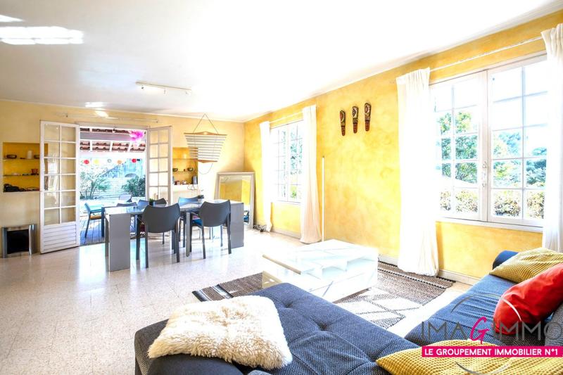 Maison - 175 m² - 6 pièces