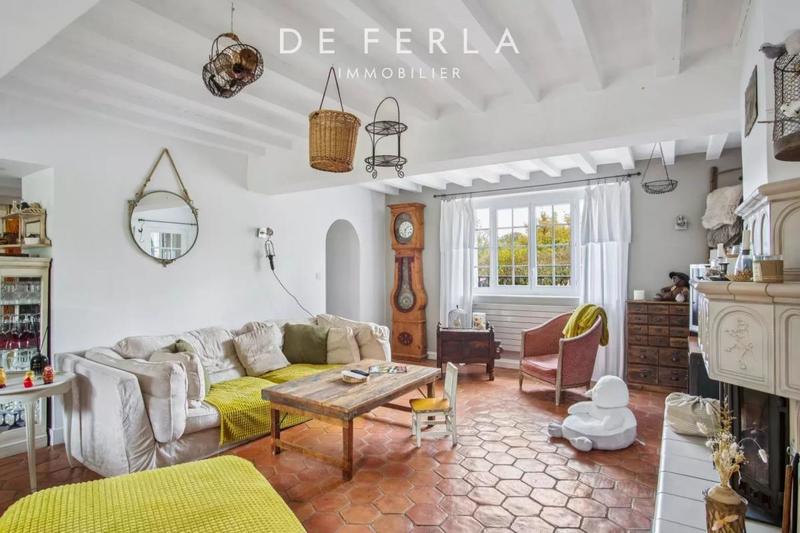 Propriété - 260 m² - 10 pièces