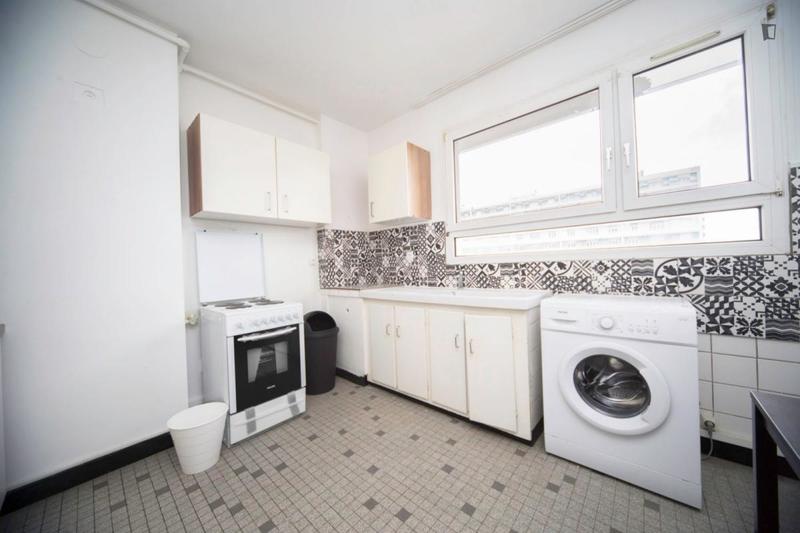 Chambre - 13 m² - 4 pièces