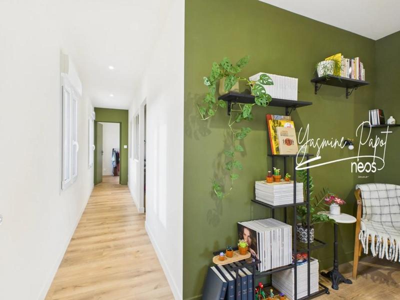 Maison - 220 m² - 8 pièces