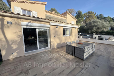 Appartement - 162 m² - 6 pièces