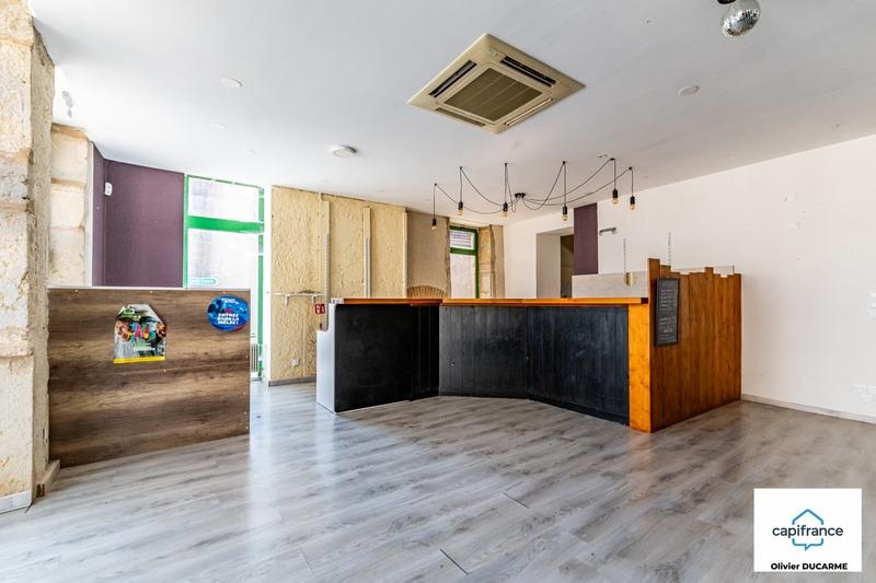 Immeuble - 330 m² - 11 pièces