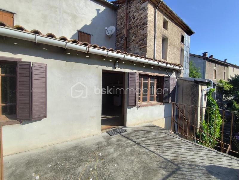 Maison de village - 167 m² - 10 pièces