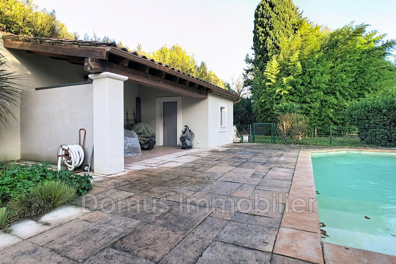 Maison - 188 m² - 8 pièces