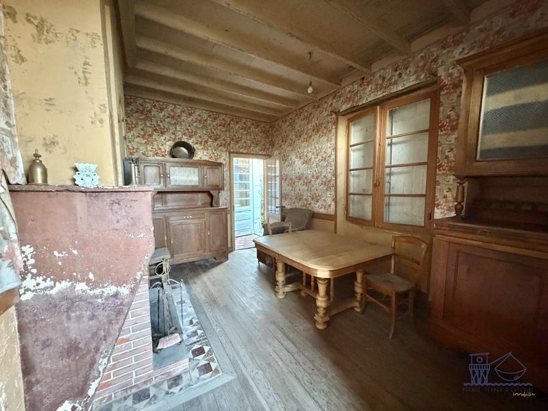 Maison ancienne - 107 m² - 8 pièces