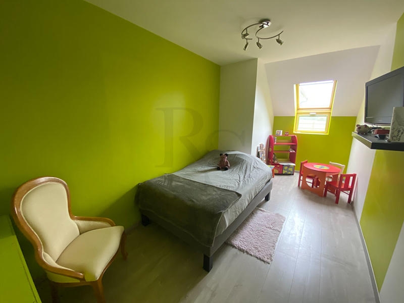 Maison - 179 m² - 6 pièces