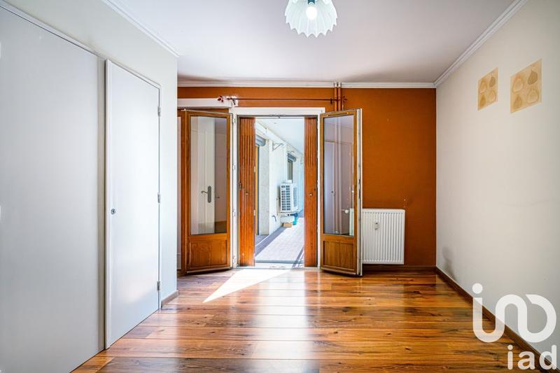 Appartement - 101 m² - 5 pièces