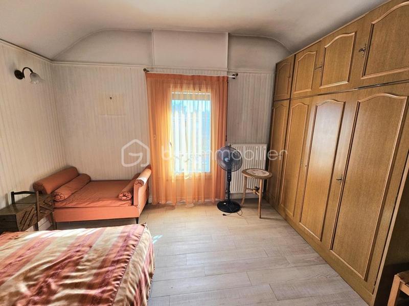 Pavillon - 100 m² - 5 pièces