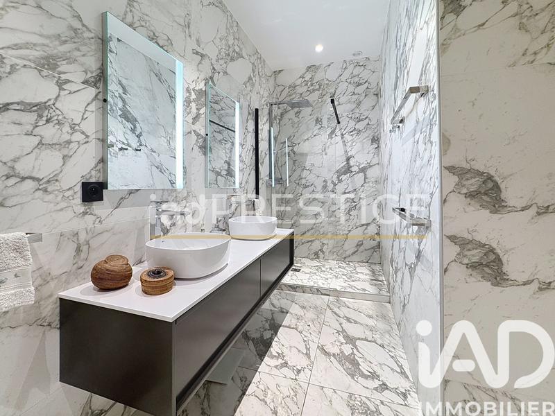 Appartement - 127 m² - 5 pièces