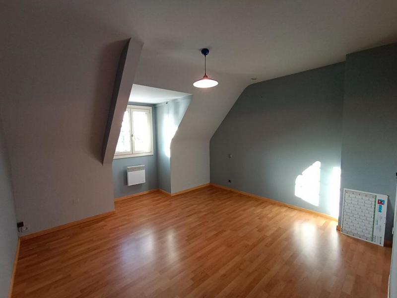 Maison - 152 m² - 6 pièces