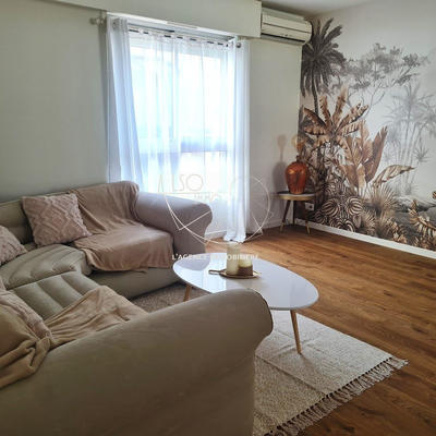 Appartement - 87 m² - 5 pièces