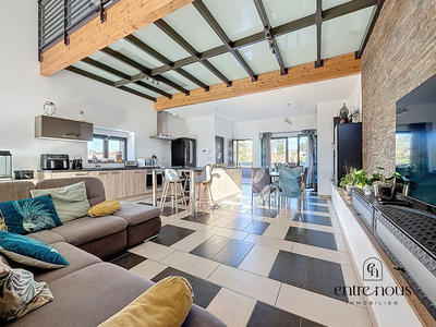 Maison - 145 m² - 5 pièces