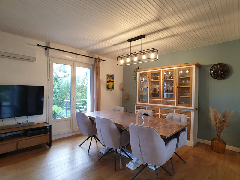 Maison - 139 m² - 8 pièces