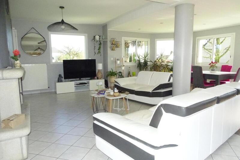 Maison - 160 m² - 8 pièces