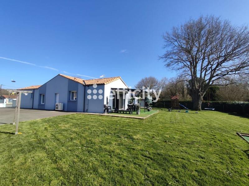 Maison - 146 m² - 7 pièces