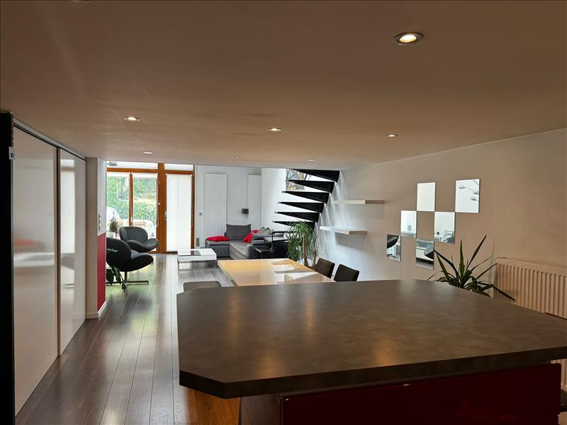 Maison - 95 m² - 3 pièces