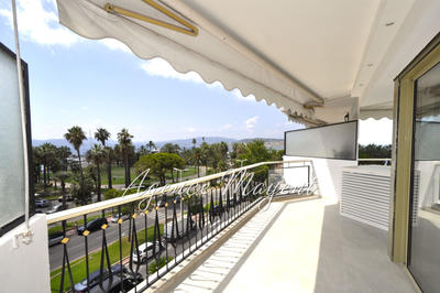 Appartement - 95 m² - 4 pièces