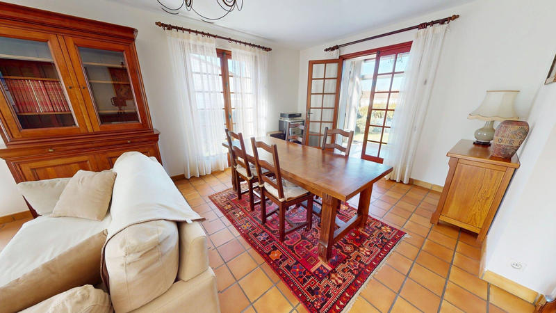 Maison - 118 m² - 4 pièces