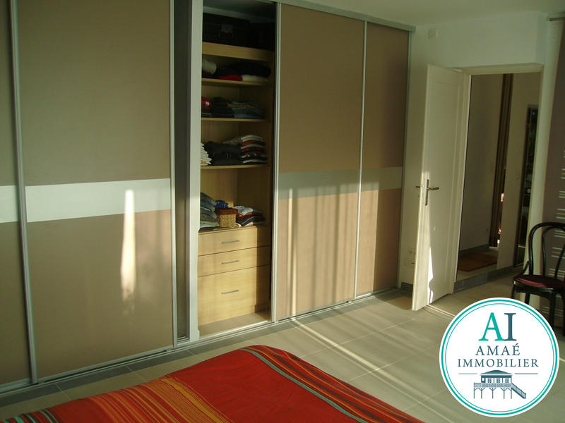 Maison - 339 m² - 30 pièces