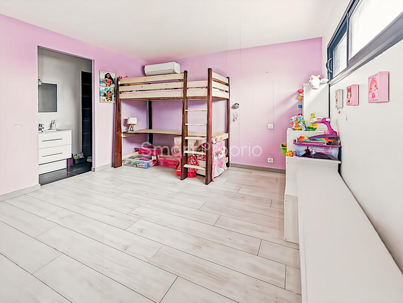 Villa - 165 m² - 6 pièces