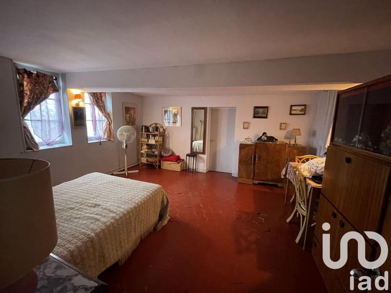 Maison - 221 m² - 6 pièces