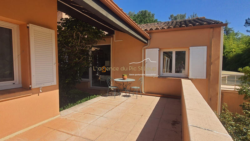 Villa - 166 m² - 6 pièces
