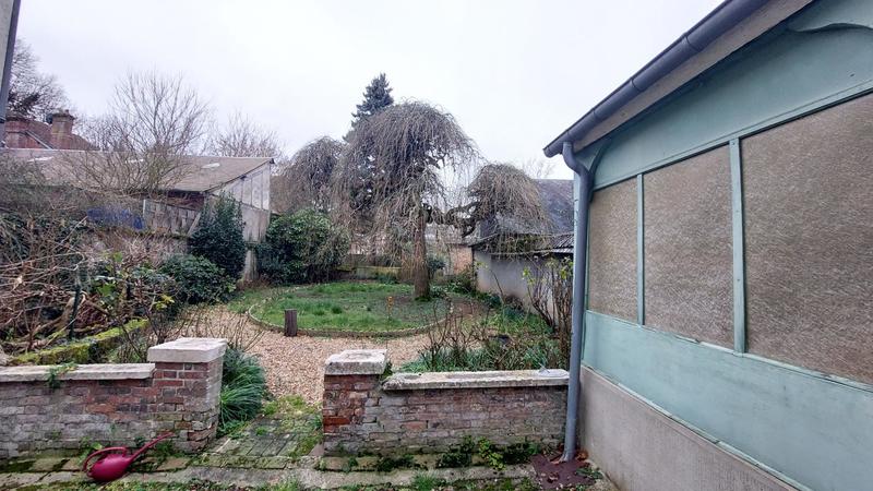 Maison de ville - 240 m² - 2 pièces