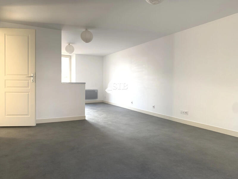 Appartement - 82 m² - 4 pièces